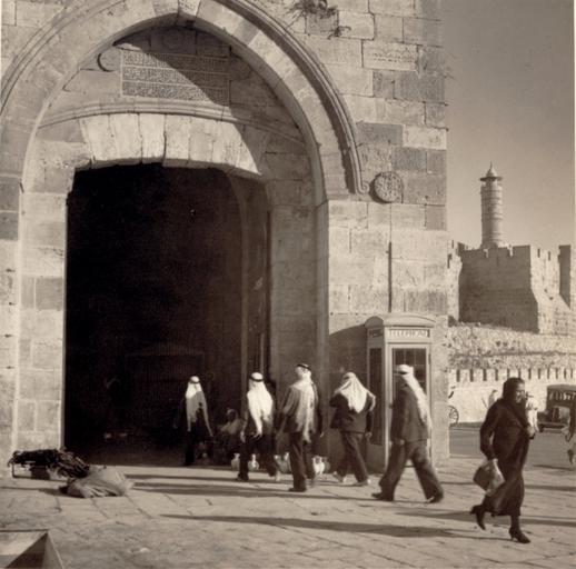 Change to national head coverings. LC-DIG-ppmsca-17416-00172.jpg Jerusalem en Change to national head coverings Aug 29 - Sept 8 City men all classes adopt kaffiyeh and agal LC-DIG-ppmsca-17416-00172 digital file from original on page 90 no ...