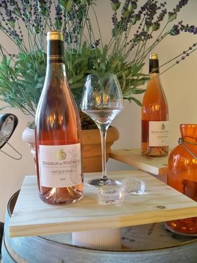 AOC Vacqueyras rosé Seigneur de Fontimple.jpg fr AOC Vacqueyras Rosé own Véronique PAGNIER 2010-07-04 Vacqueyras AOC Rosé wine Taken with Kodak EasyShare Z950