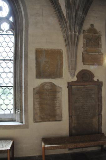 Augsburg Domkreuzgang Nr219-220 und 240-241.jpg Augsburg Dom Kreuzgang Nordflügel 7 /8 Joch Kosel Nr 219 Epitaph für Magister Johannes Elsner � 1598 Kosel Nr 220 Epitaph für Anton Simon Ignaz Prelisauer � 1746 Kosel Nr 240 Epitaph für ...