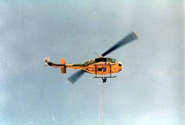 outdoor airplane vehicle aircraft ECA-2177-18A Explore Fotos Andrés Lewin's 30314 photos on Flickr!