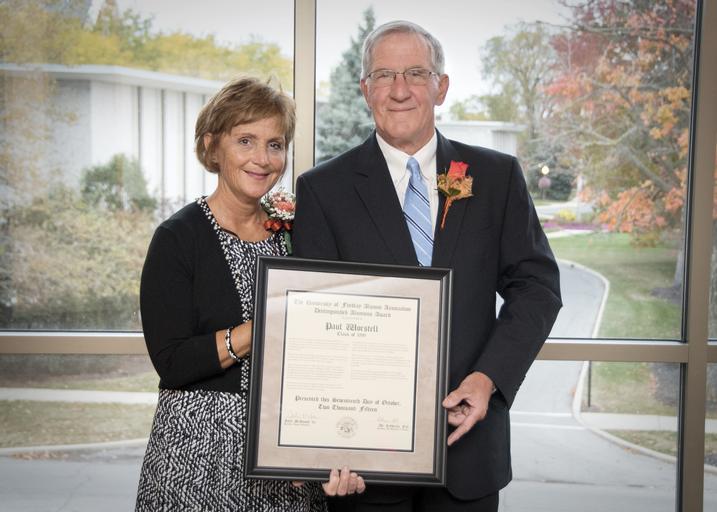 suit '15 Alumni Association Award Recipients '15 Alumni Association Award Recipients