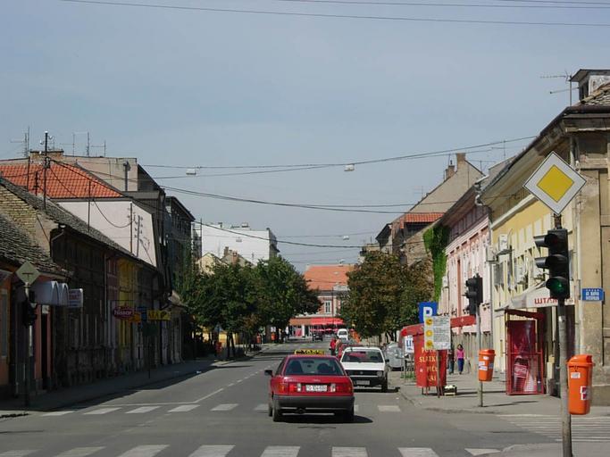 Pančevo, old town.jpg The Old Town of Pančevo Stari deo Pančeva A pancsovai óváros 2006-11-04 own assumed Sors bona Author Sors bona Streets and squares in Pančevo