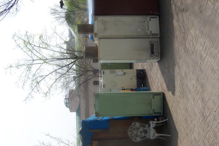 DCP_2165 a-small-lab Chris B